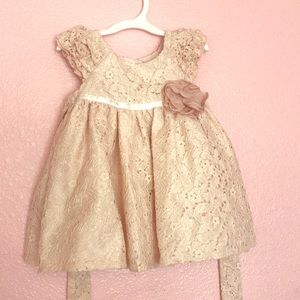 Baby clothing